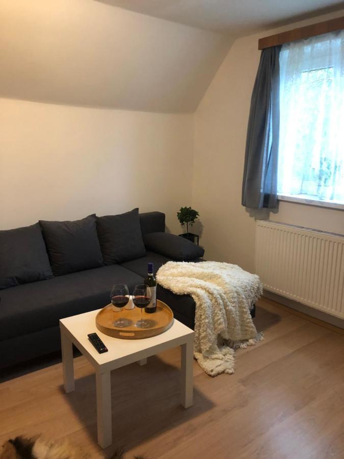 Apartmany Jevany Extérieur photo